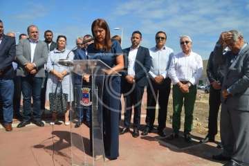 Descubrimiento de la placa de la calle que lleva el nombre de Sebastián Grisaleña (Foto TA)